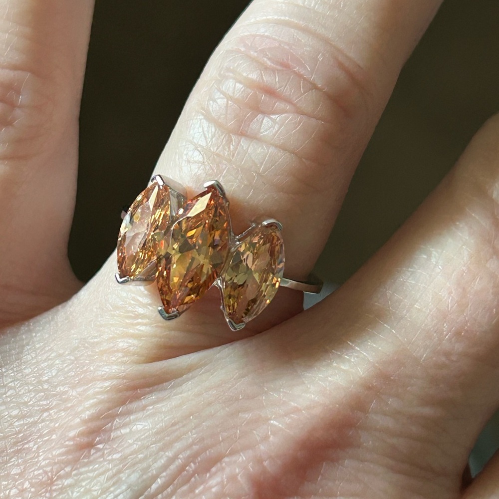 Elegant Gold-Toned Triple Gemstone Ring